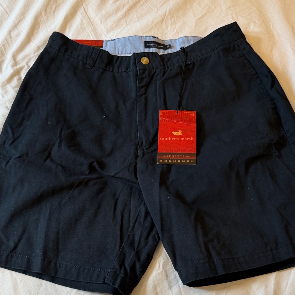 Southern Marsh Men's Navy Flat-Front Shorts